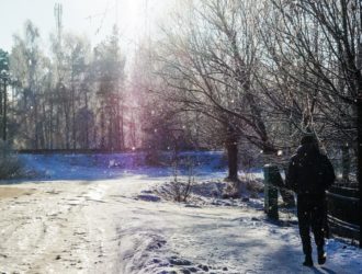 Осторожно, гололед: максатихинцев просят без крайней необходимости не выходить из дома