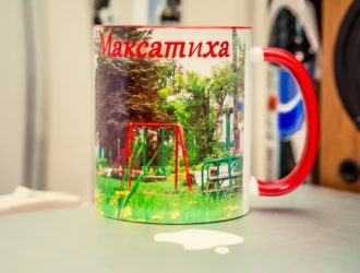 В торговый дом «Пассаж» привезли первую партию кружек с фотографиями Максатихи