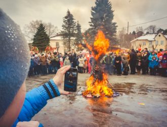 Широкая Масленица: как в Максатихе провожали зиму и встречали весну