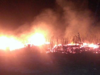 В деревне Скорнево Максатихинского района сгорели два жилых дома