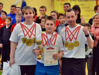 Алексей, Лилия и Николай Виноградовы из Максатихи заняли 3 место в областном фестивале спортивных семей
