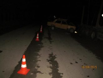 В Максатихе ВАЗ-2101 столкнулся с большегрузом