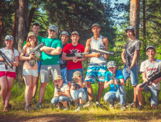 В Максатихе состоялась пробная игра в «Лазертаг»