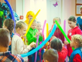 В кафе «Сказка» состоялось третье развлекательное мероприятие «Мы играем в цирк»