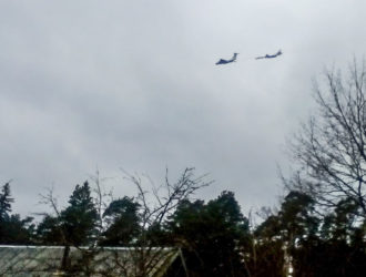 Репетиция авиапарада: Ту-160 и Ил-78 сфотографировали в небе над Максатихой