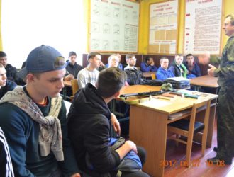 Один день в армии — старшеклассники посетили войсковую часть в Рамешковском районе